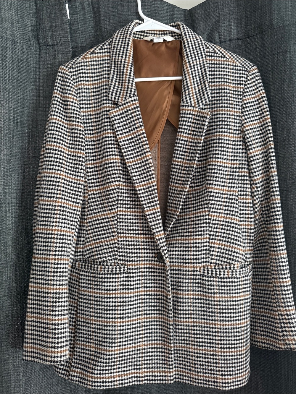 Old Navy Checked Single-Breasted Blazer in Black, White & Brown
